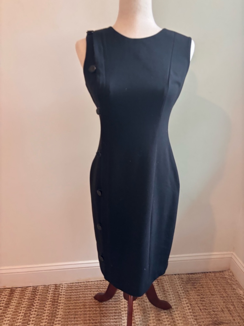 Calvin Klein Black Sheath Dress Size 4 Sleeveless Side Button Detail Minimalist - Picture 3 of 9